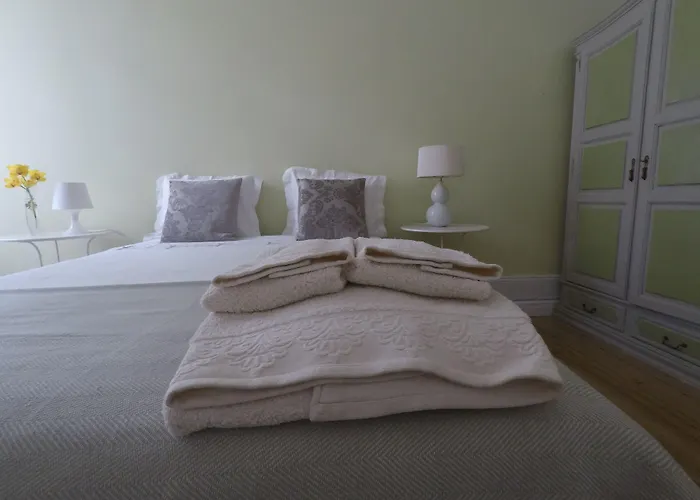 Casa ゲストハウス コインブラ