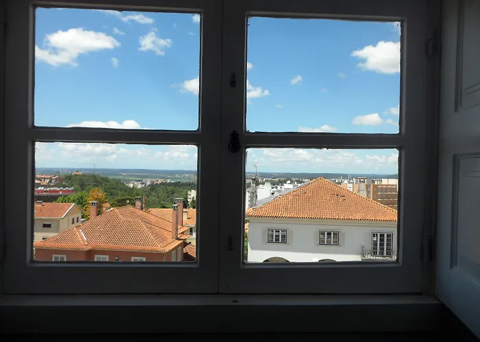 Casa ゲストハウス コインブラ