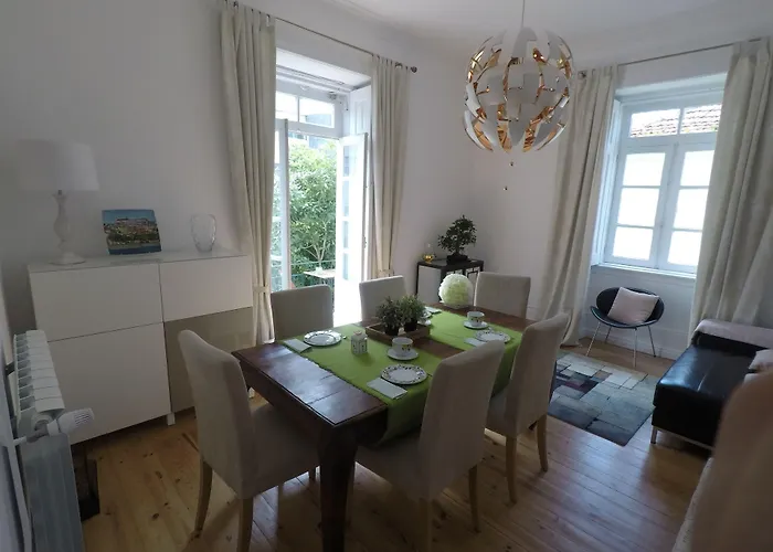 Casa ゲストハウス コインブラ